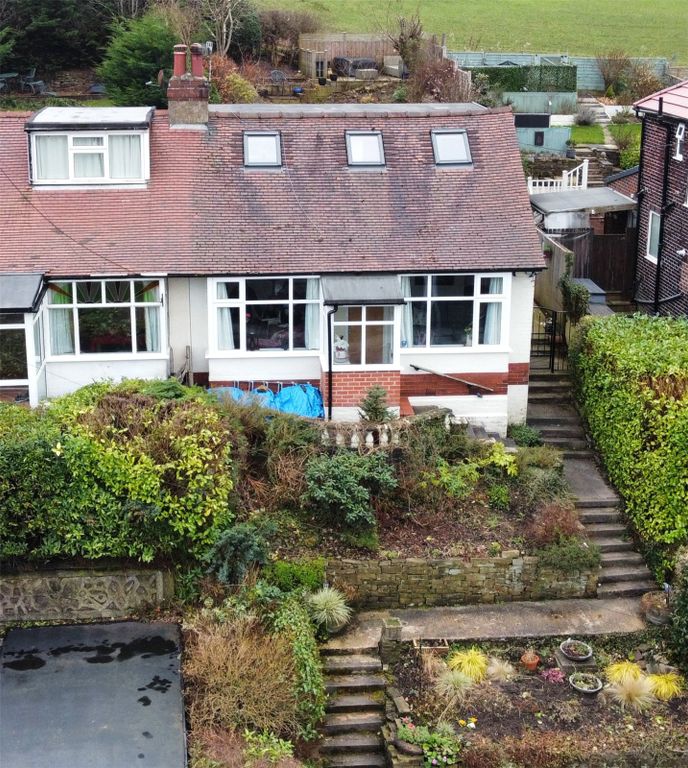 3 bed semidetached house for sale in Buxton Road, Disley, Stockport