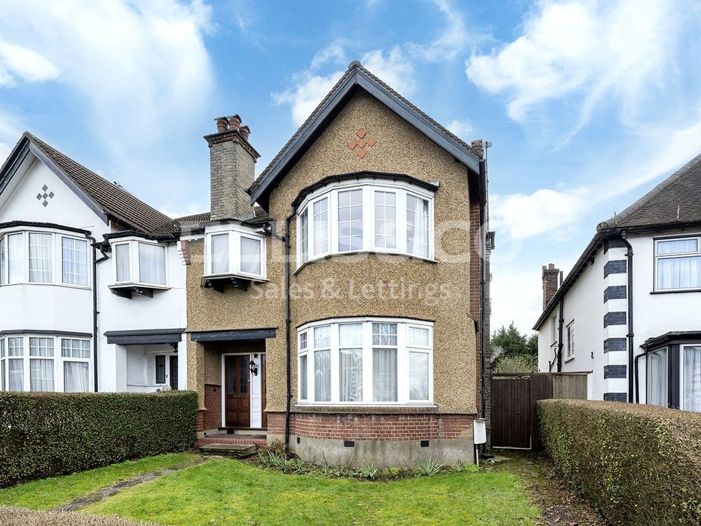 3 bed flat for sale in Sylvan Avenue, Mill Hill, London NW7 Zoopla
