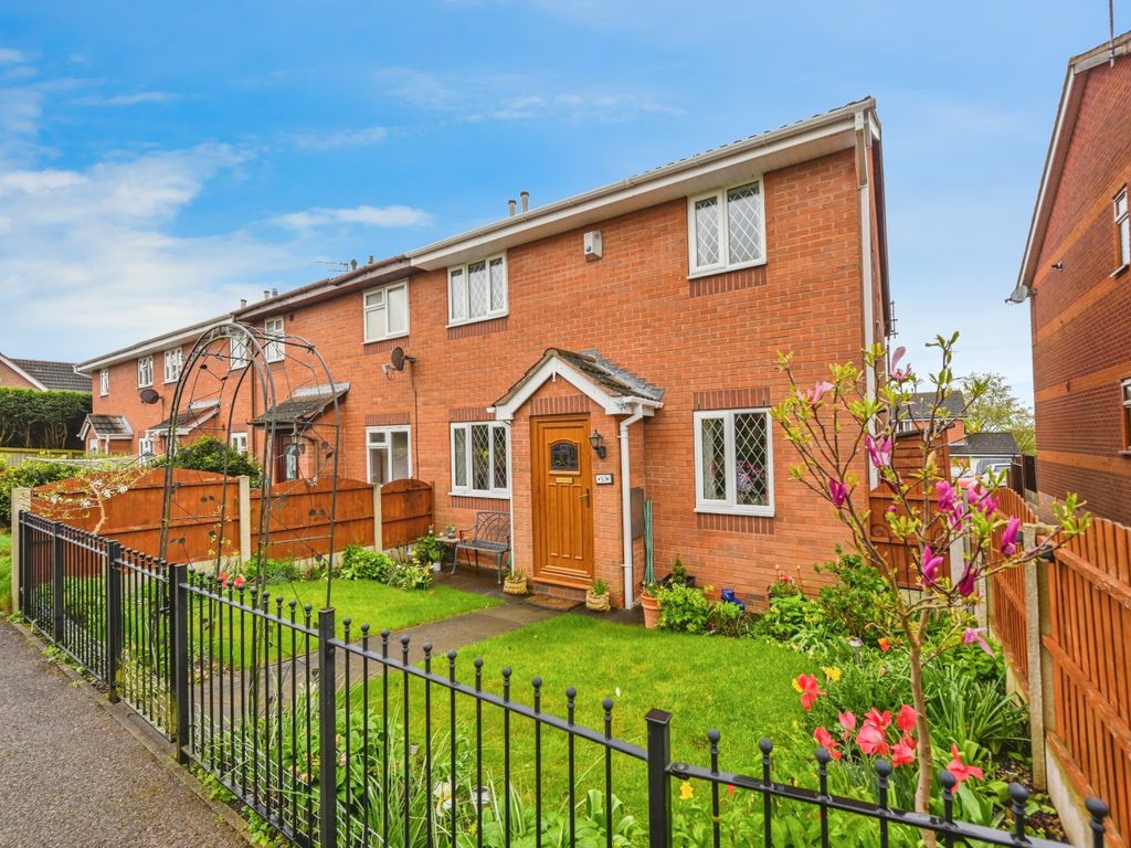2 bed end terrace house for sale in Norton Terrace, Norton Canes