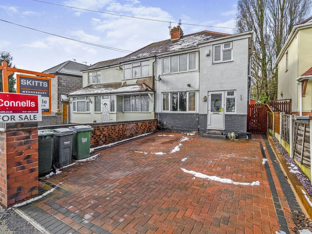 3 bed semidetached house for sale in Woden Road East, Wednesbury WS10
