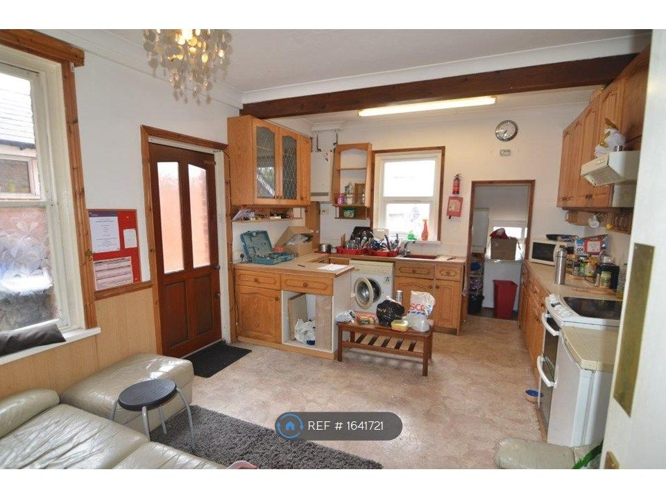 6 bed semidetached house to rent in Talbot Road, Bournemouth BH9 Zoopla