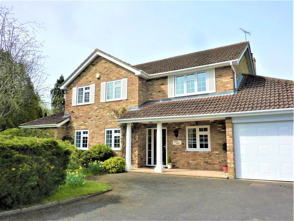 5 bed detached house for sale in Torwood Close, Berkhamsted HP4 Zoopla