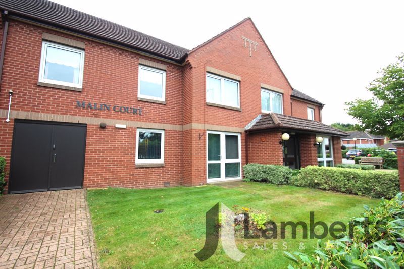 1 bed flat for sale in School Road, Alcester B49, £125,000 Zoopla