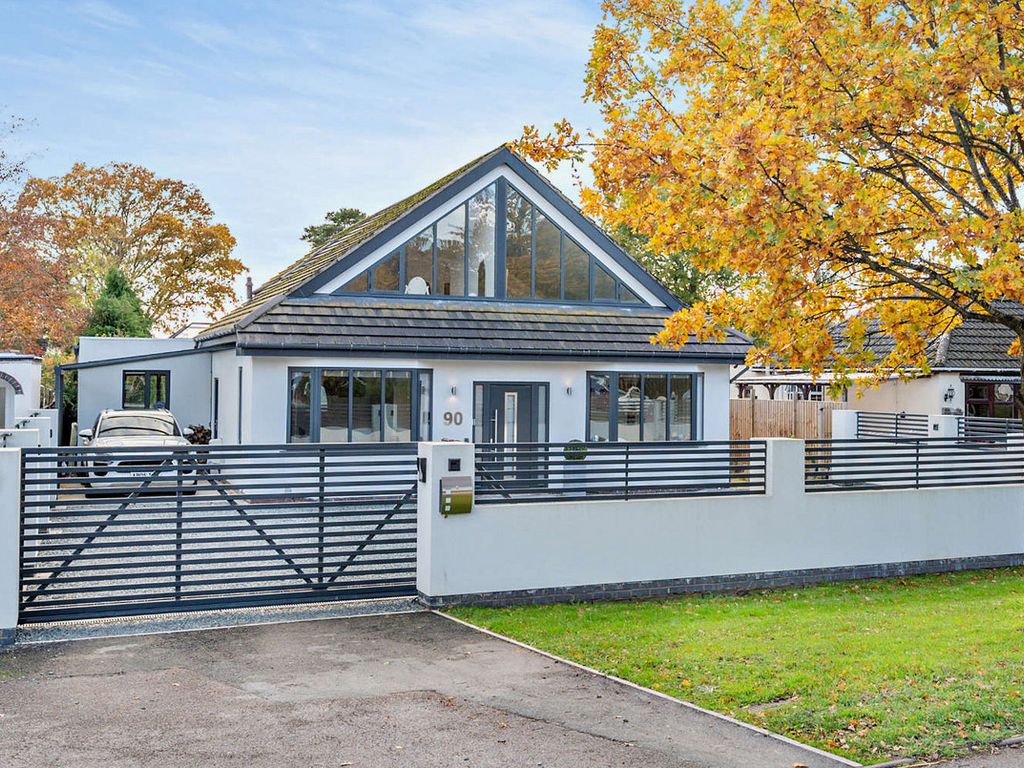 5 bed detached house for sale in Rugby Road, Binley Woods CV3, £900,000