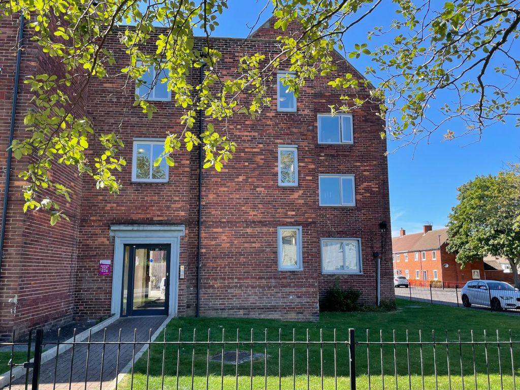 2 bed flat for sale in Park Avenue, Gosforth, Newcastle Upon Tyne, Tyne And Wear NE3 Zoopla