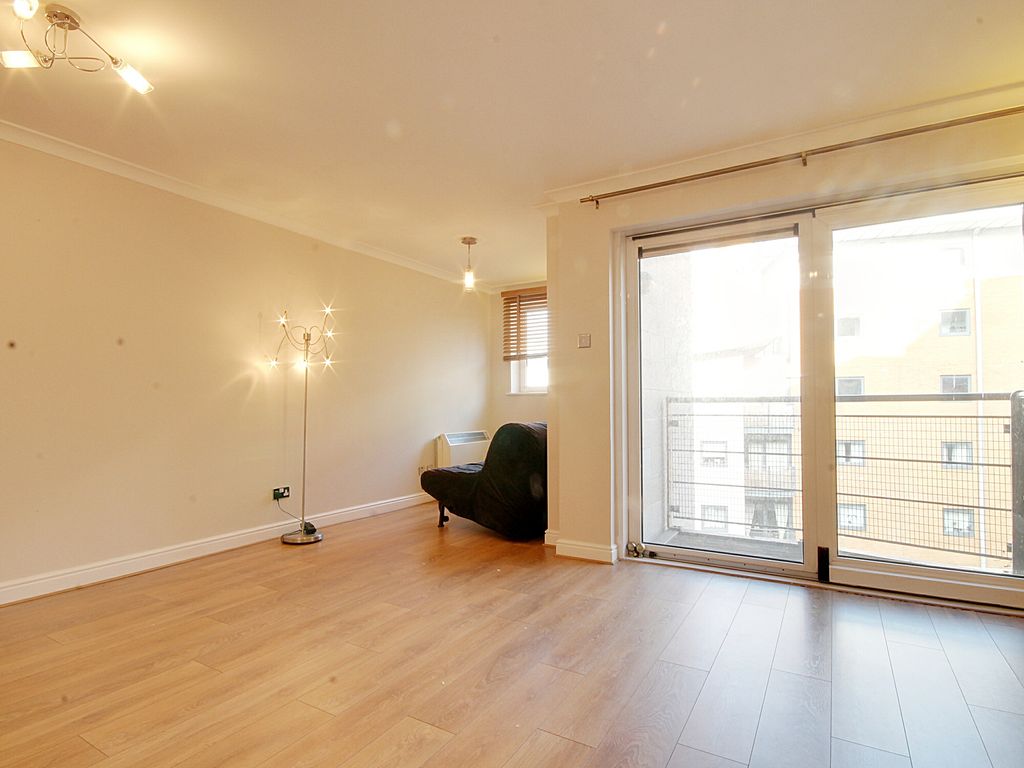 1 bed flat to rent in Fishguard Way, London E16, £1,450 pcm Zoopla