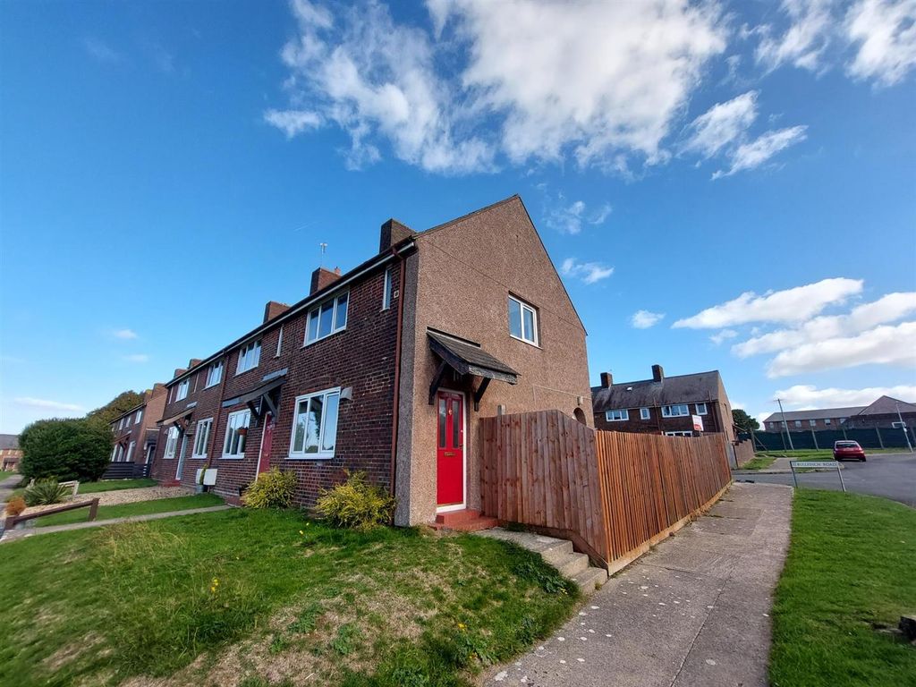 2 bed end terrace house for sale in Bullfinch Road, St. Athan, Barry