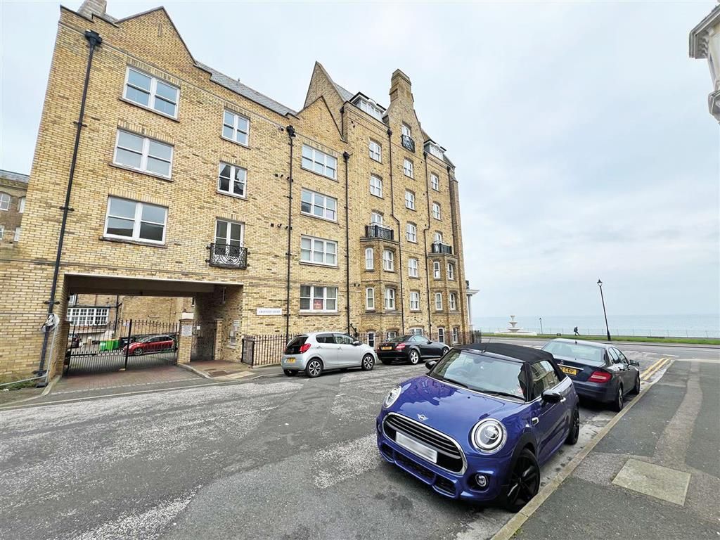 2 bed flat for sale in D'este Road, Ramsgate CT11, £132,000 Zoopla