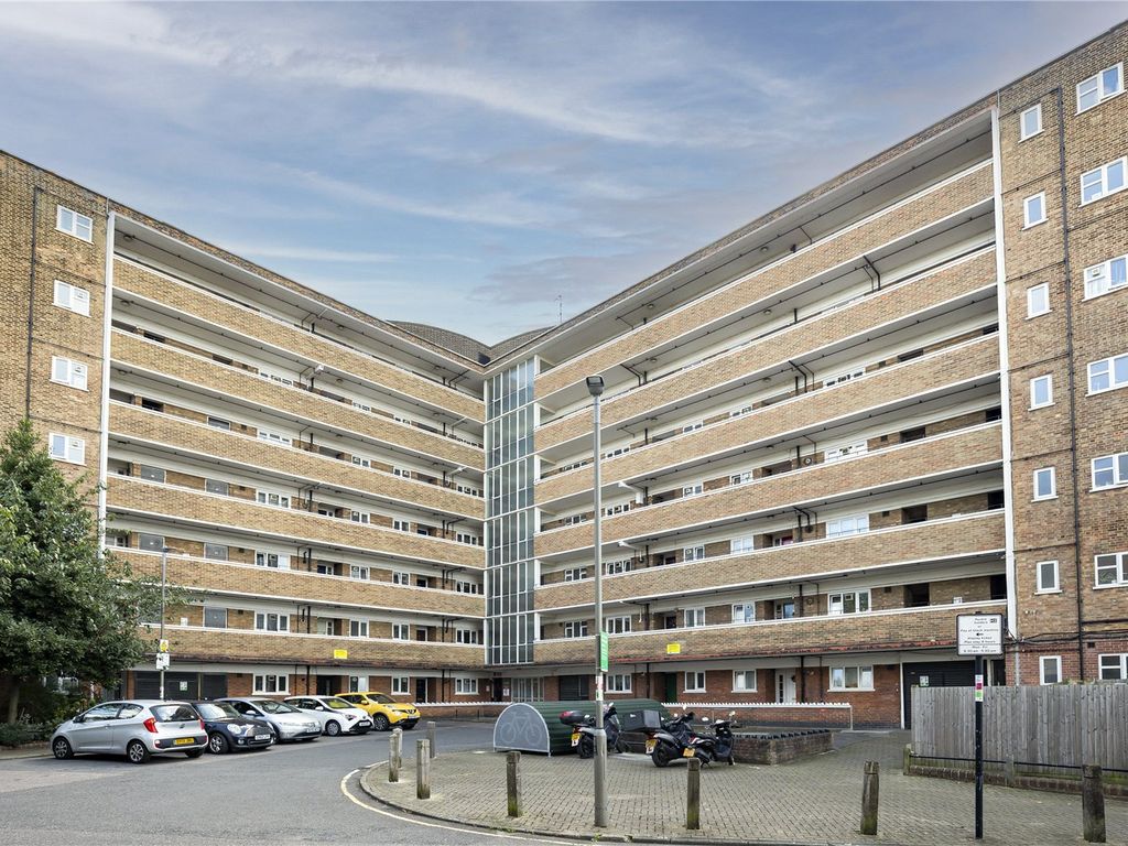 2 bed property for sale in Lochinvar Street, London SW12, £400,000 Zoopla