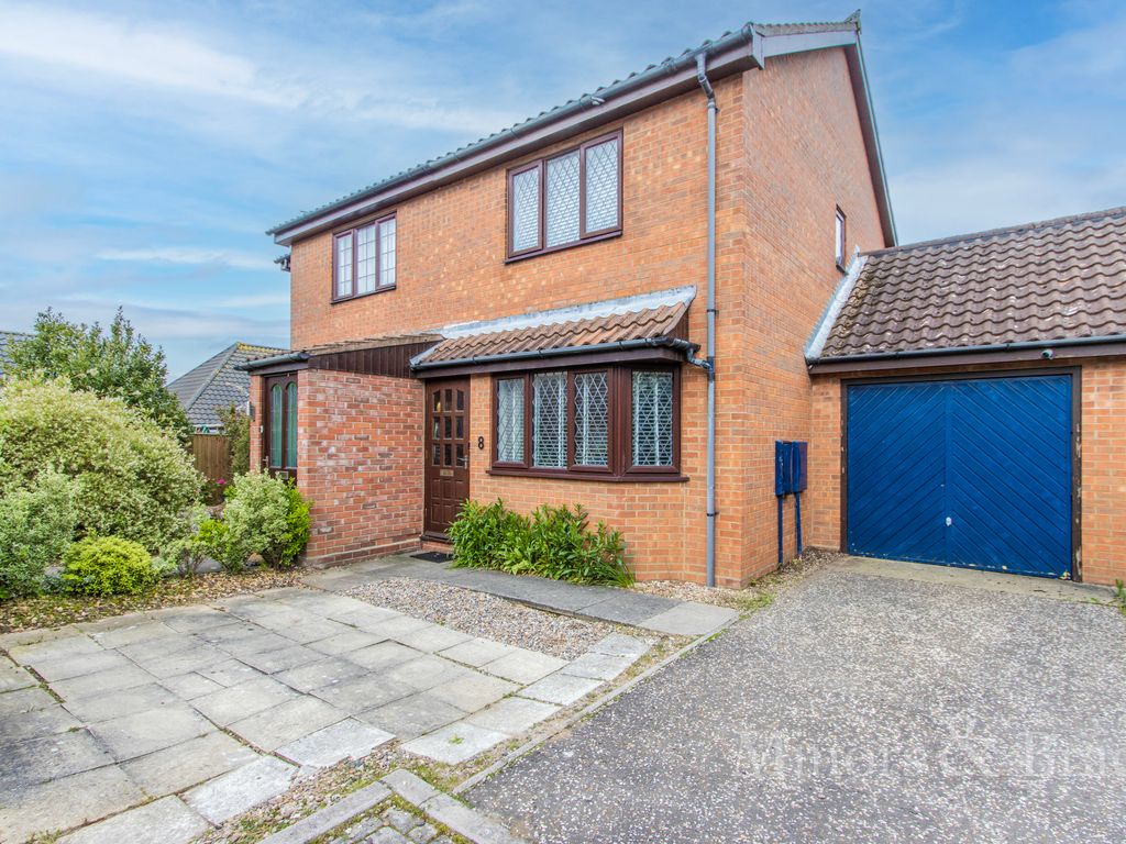 2 bed semidetached house for sale in Wells Avenue, North Walsham NR28