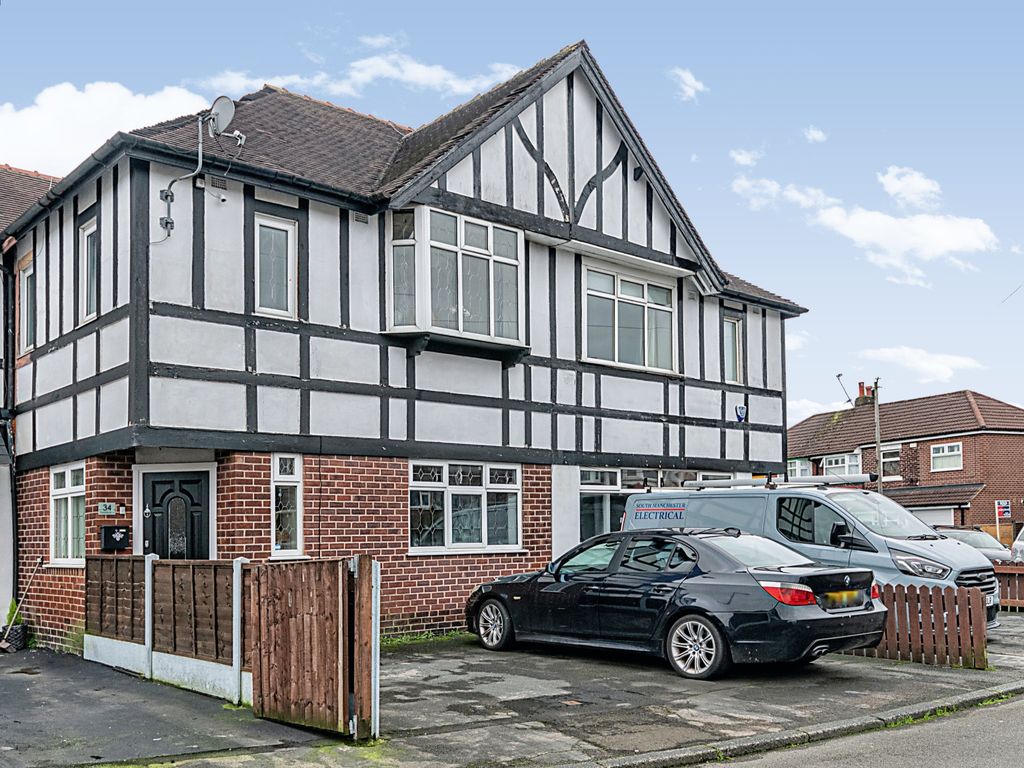 3 bed terraced house for sale in Gladville Drive, Cheadle SK8 Zoopla