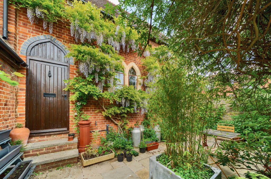 1 bed flat for sale in Junction Road, Temple Cowley, East Oxford OX4