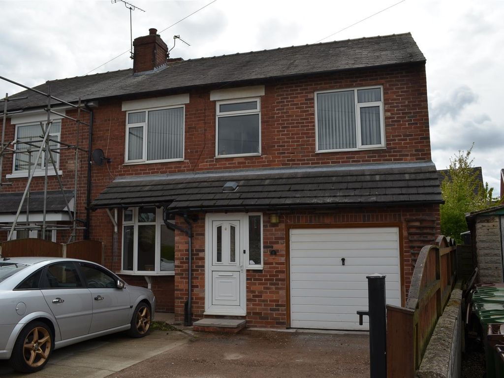 4 bed semidetached house for sale in Middle Lane, Knottingley WF11