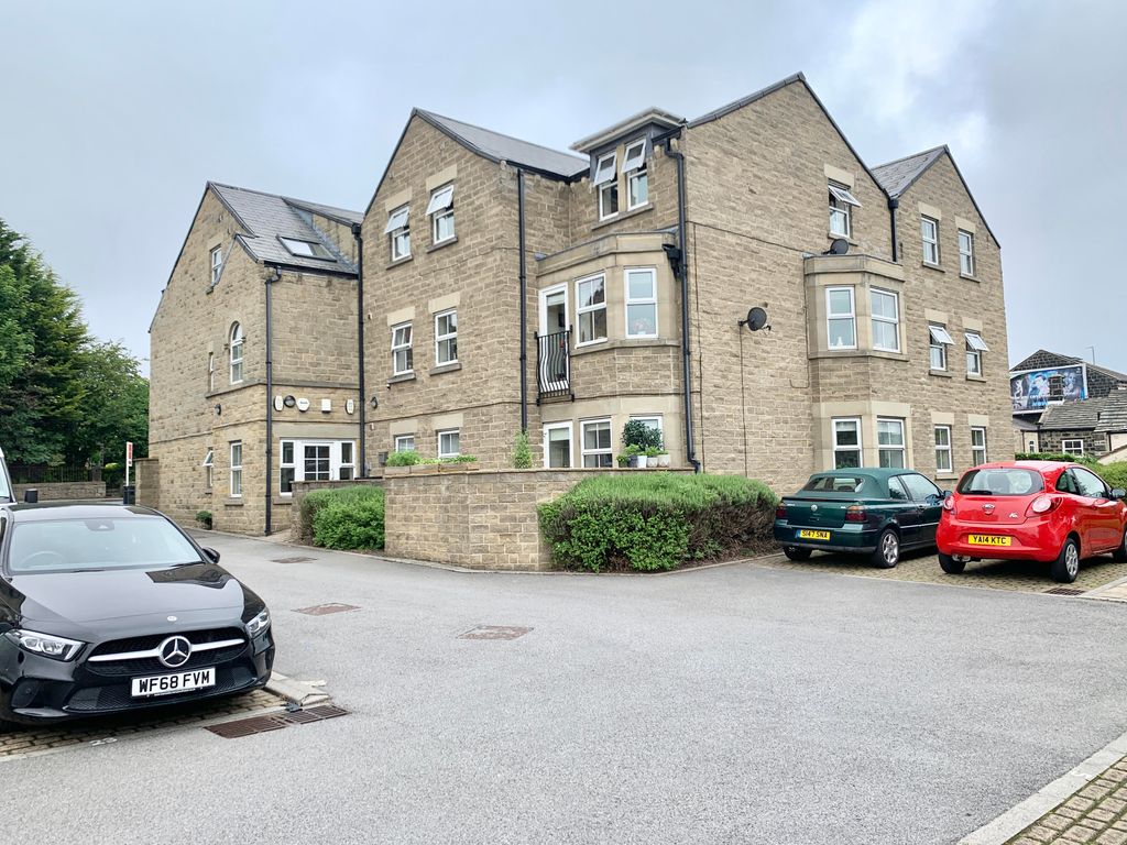 2 bed flat to rent in Manor Fold, Horsforth, Leeds LS18, £950 pcm Zoopla