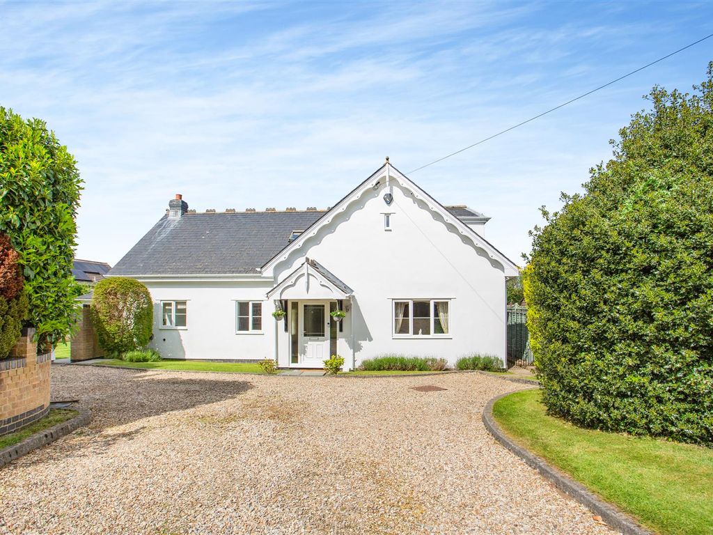 5 bed property to rent in Parton Road, Churchdown, Gloucester GL3 Zoopla