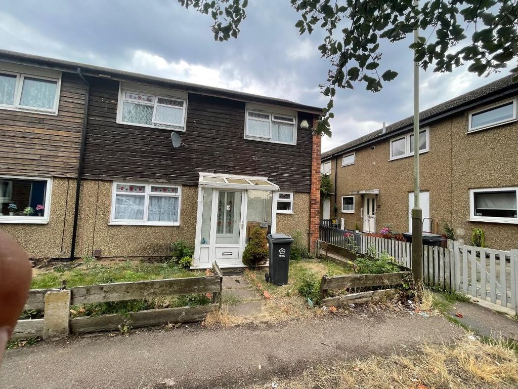 Lomond Crescent, Leicester LE4  