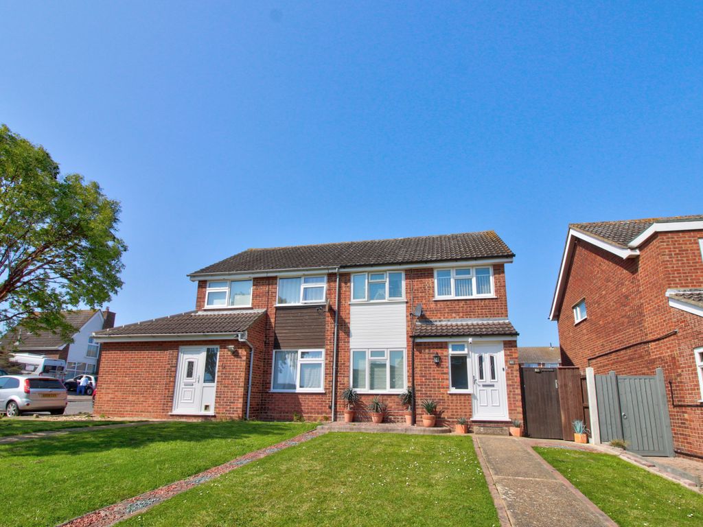 3 bed semidetached house for sale in Roman Way, Old Felixstowe