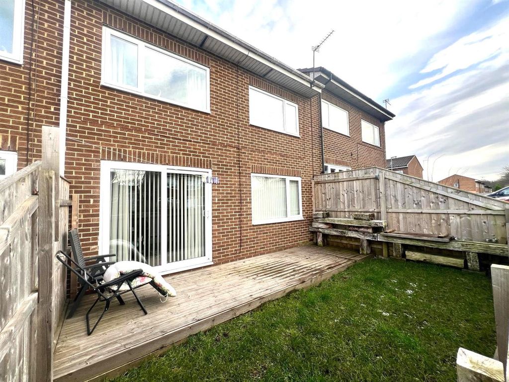 3 bed terraced house for sale in Snowdon Place, Peterlee SR8, £84,999
