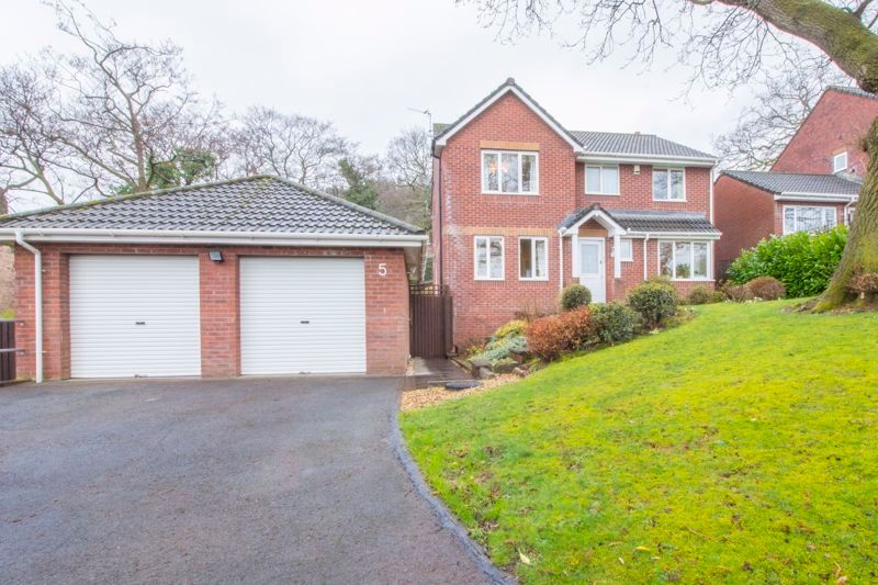 4 bed detached house for sale in Dorallt Close, Cwmbran NP44 Zoopla
