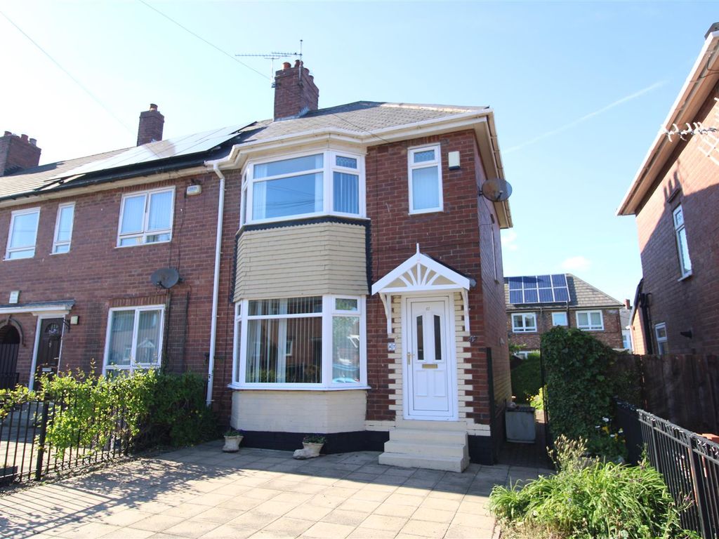 2 bed end terrace house for sale in Midway, Walker, Newcastle Upon Tyne