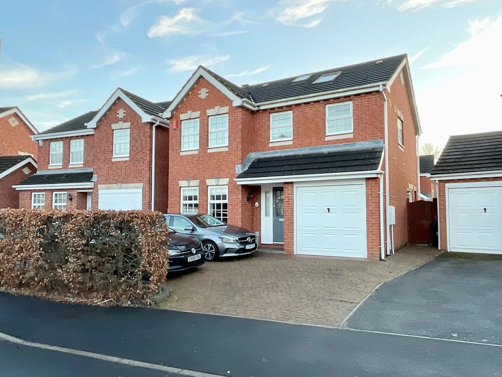 5 bed detached house for sale in Chichester Close, Newport NP19 Zoopla