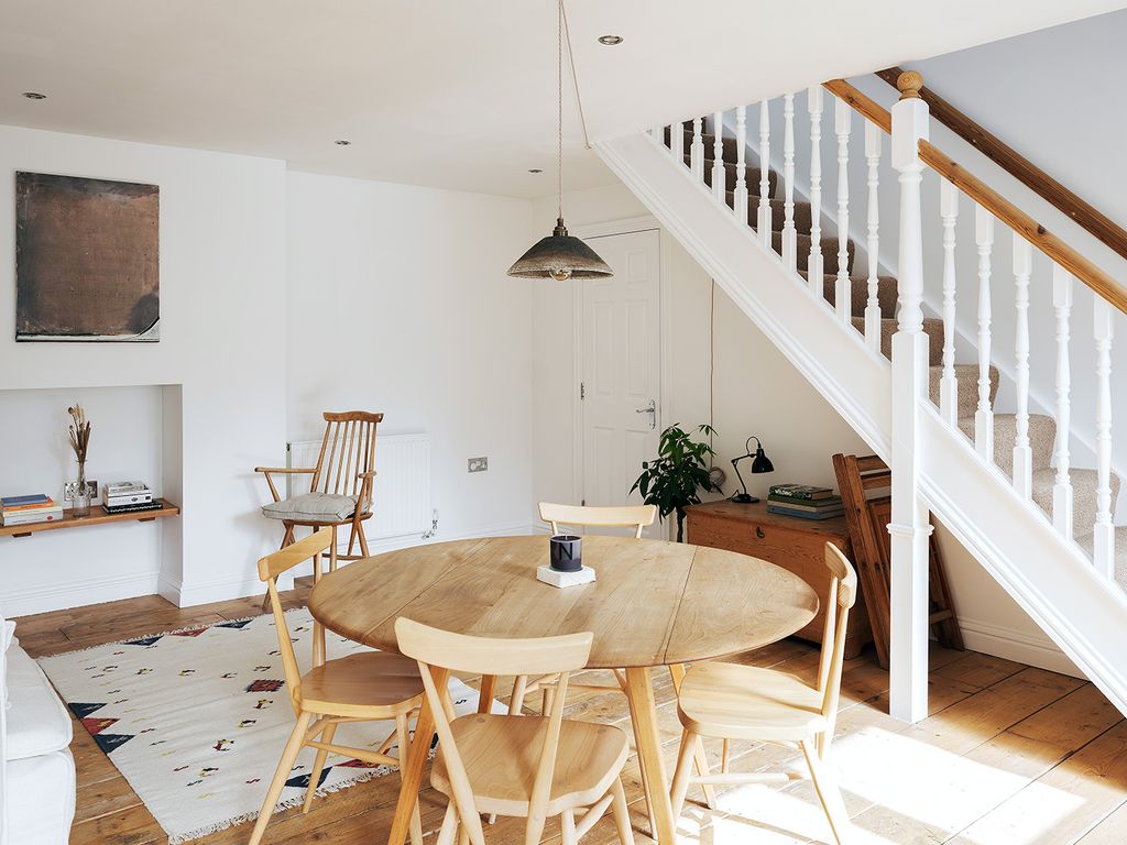 3 bed mews house for sale in Addington Square, Margate, Kent CT9, £