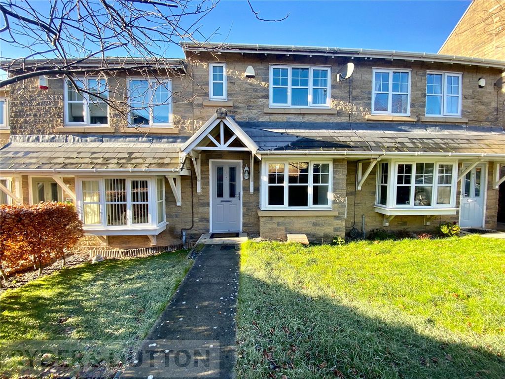 3 bed town house to rent in Waters Reach, Mossley, AshtonUnderLyne