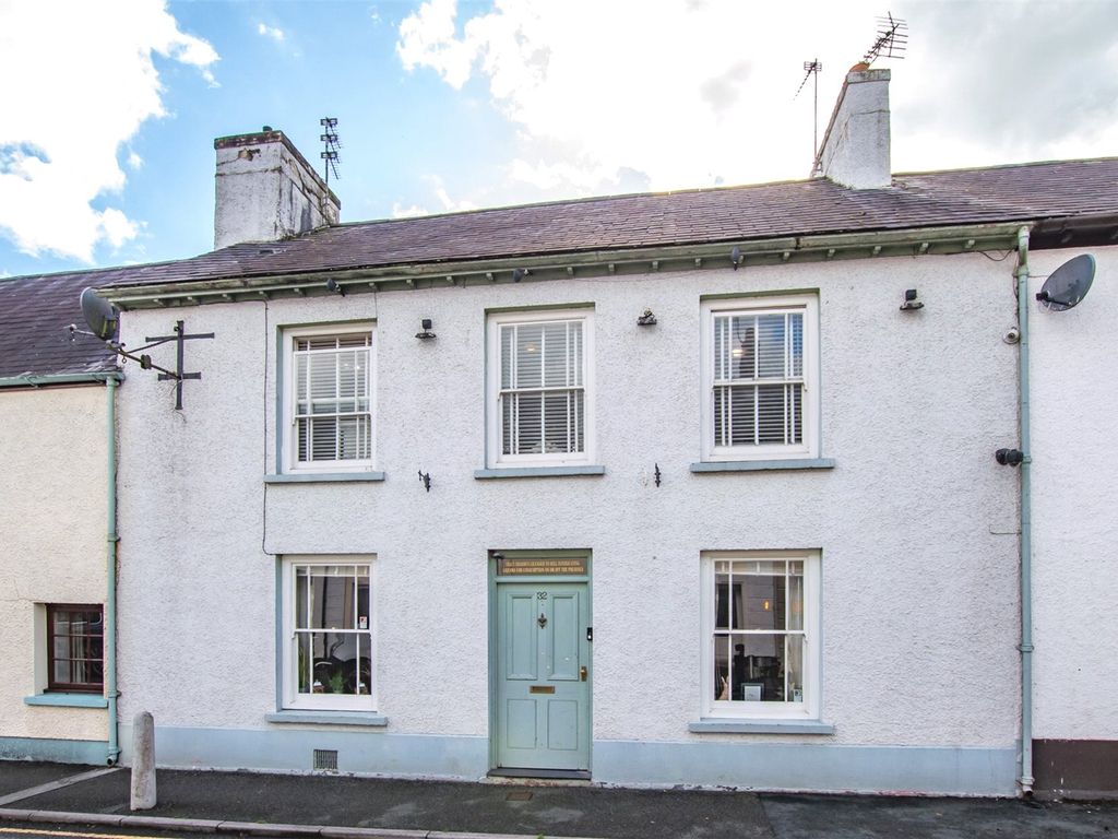 8 bed detached house for sale in Stone Street, Llandovery