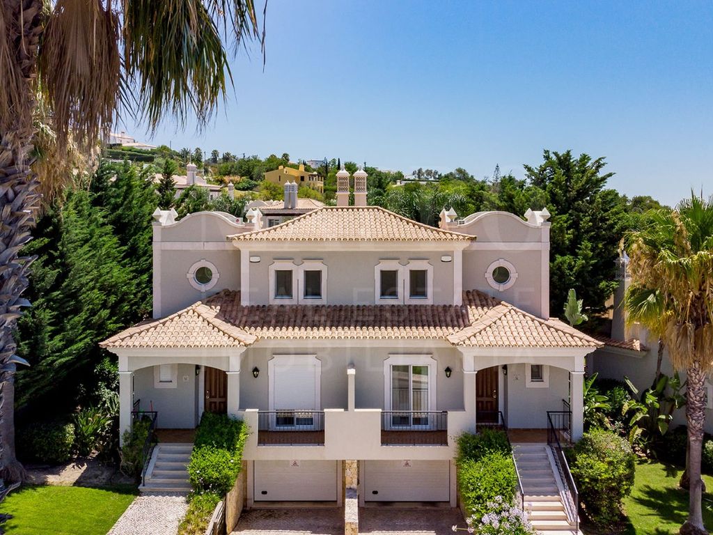 3 bed town house for sale in The Crest, Almancil, Loulé, Central