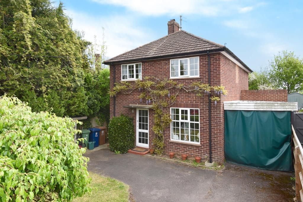 4 bed detached house to rent in Linkside Avenue, Summertown OX2, £2,350