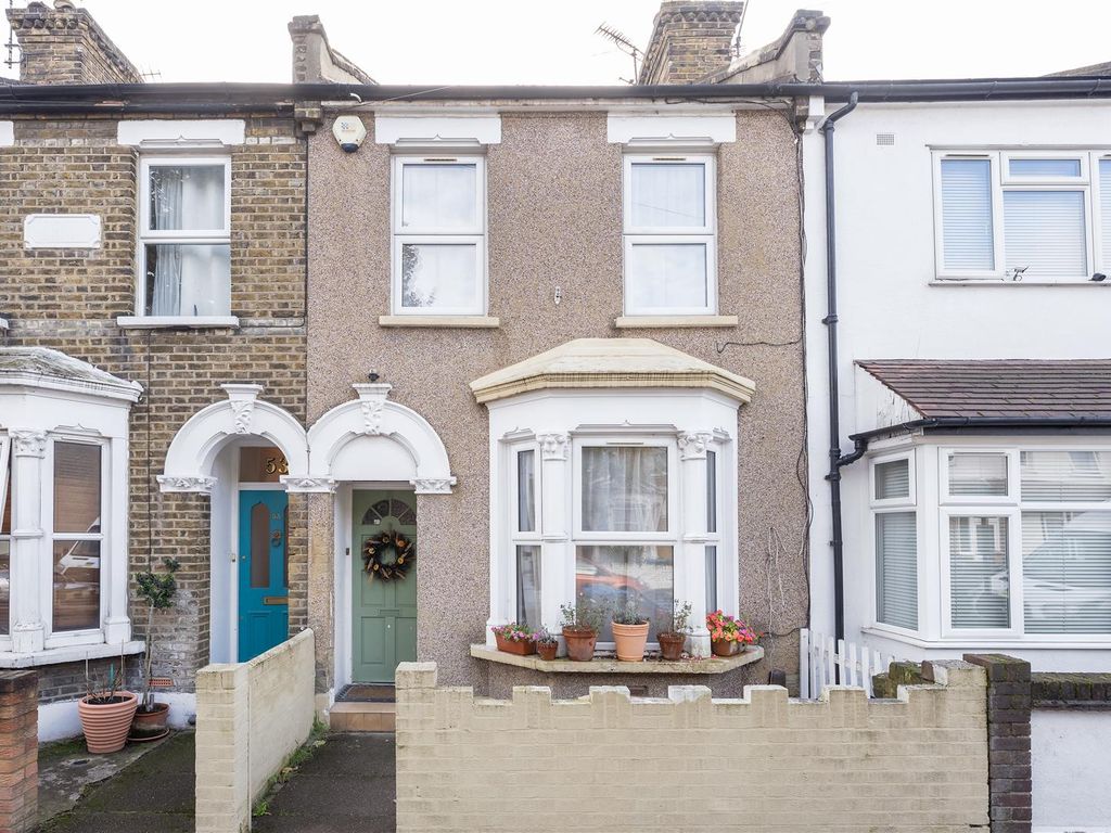3 bed property for sale in Wragby Road, London E11, £675,000 Zoopla