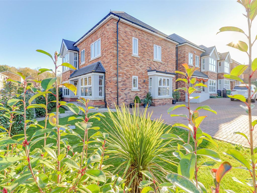 5 bed detached house for sale in Hambro Hill, Rayleigh SS6 Zoopla