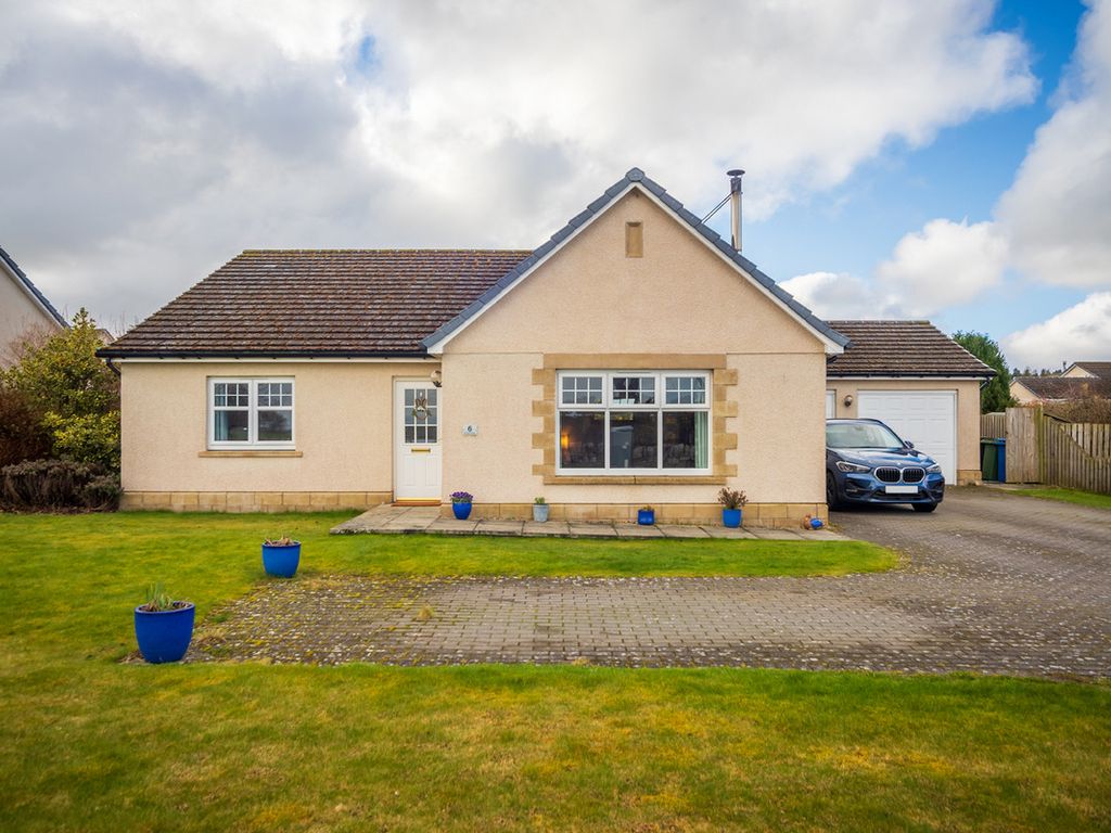 4 bed detached bungalow for sale in School Brae, Inverness IV2, £