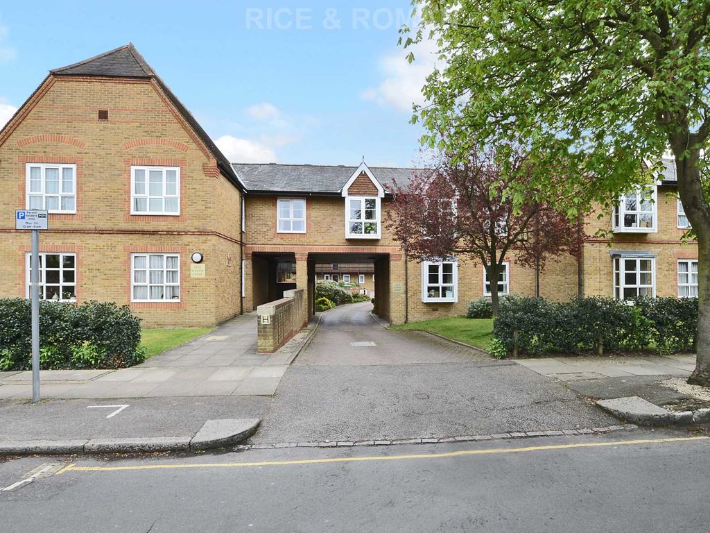 Old School Close Wimbledon SW19