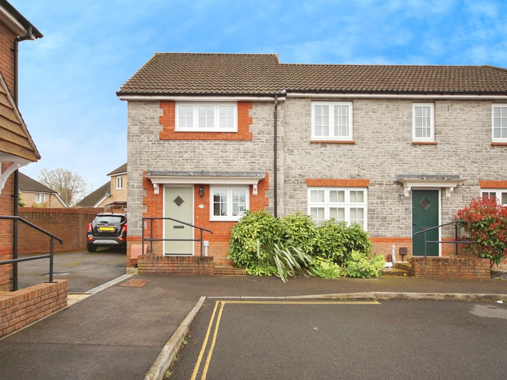 2 bed end terrace house for sale in Leader Street, Cheswick Village