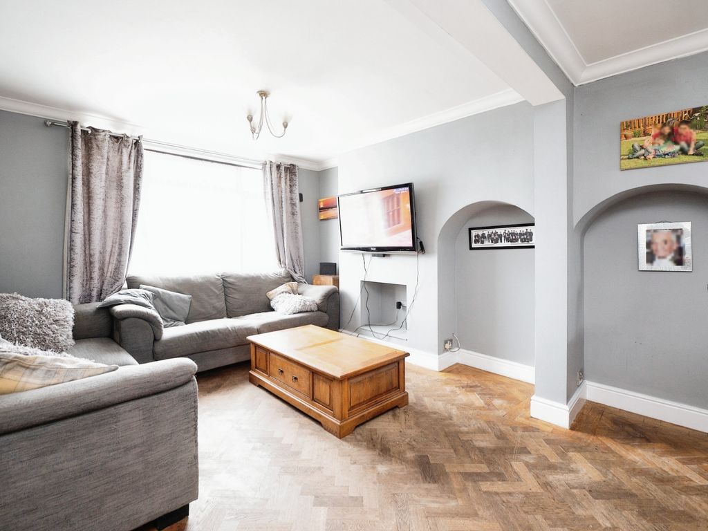 3 bed semidetached house for sale in Rainham Road, Rainham RM13, £350,000 Zoopla