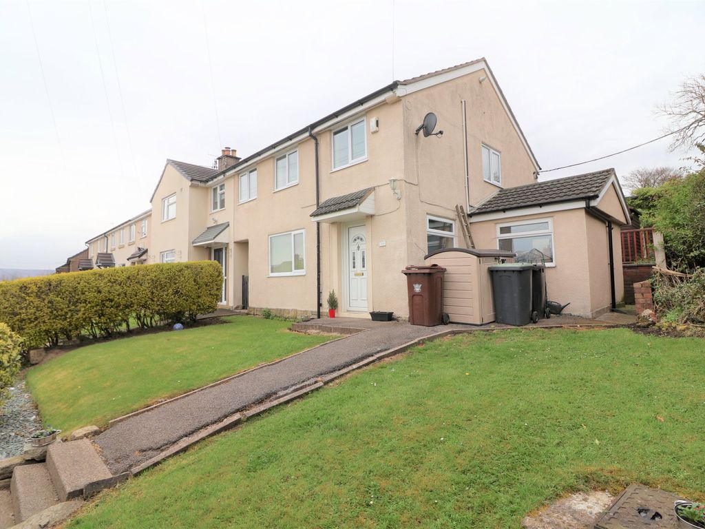 3 bed end terrace house for sale in Church Fold, Charlesworth, Glossop