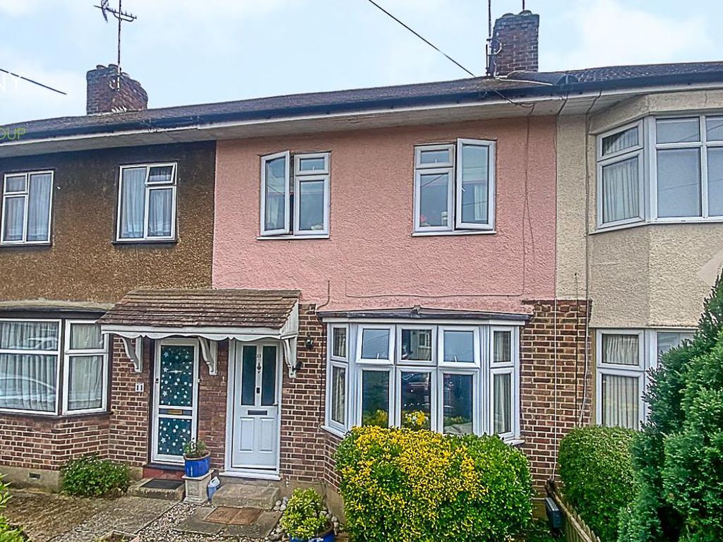 2 bed terraced house for sale in Meadway, Hoddesdon EN11, £415,000 Zoopla