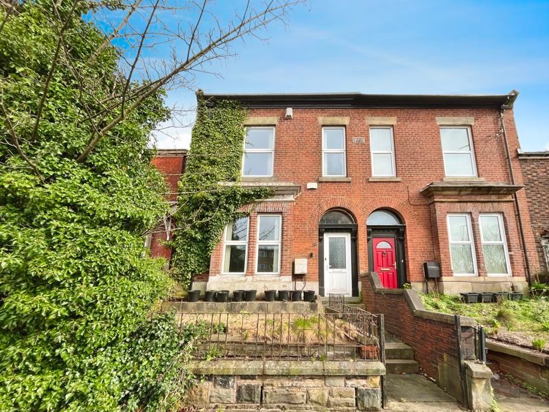 4 bed terraced house for sale in Manchester Road, Bury BL9, £185,000