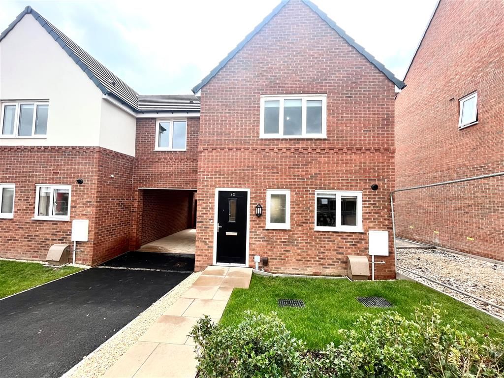 4 bed property to rent in Harviston Avenue, Gedling, Nottingham NG4