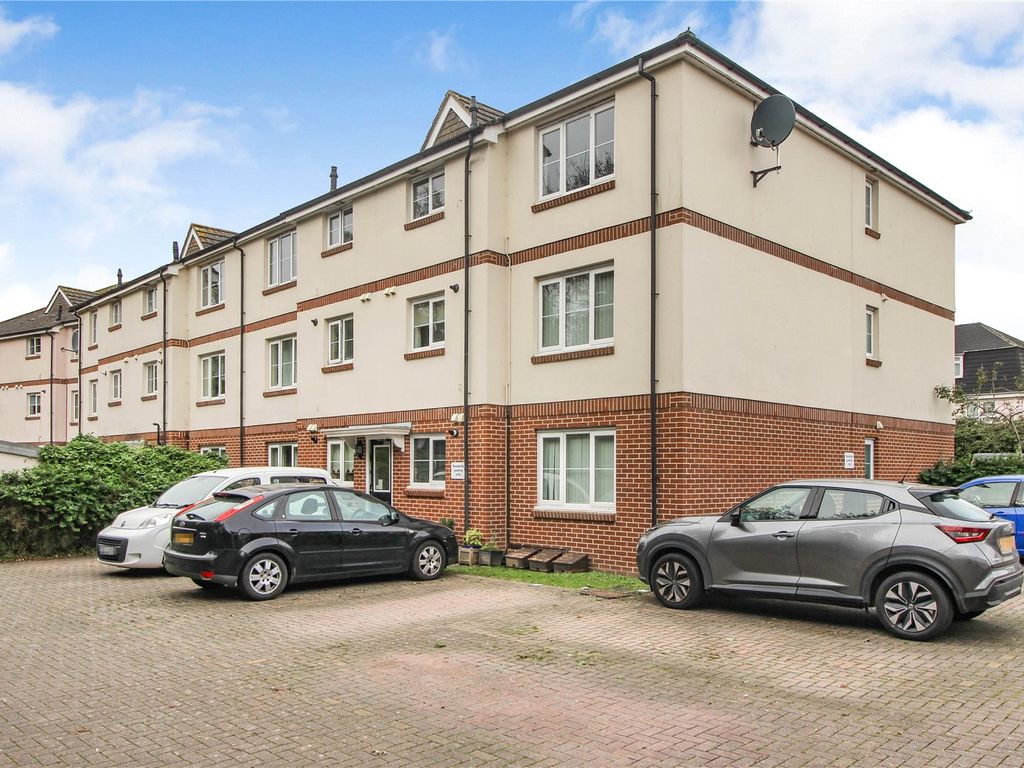 2 bed flat for sale in Buckland Close, Bideford EX39, £159,000 Zoopla