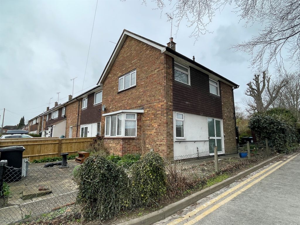 3 bed end terrace house for sale in Goldfield Road, Tring HP23 Zoopla
