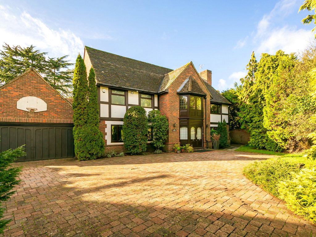 6 bed detached house for sale in Beechmeads, Leigh Hill Road, Cobham
