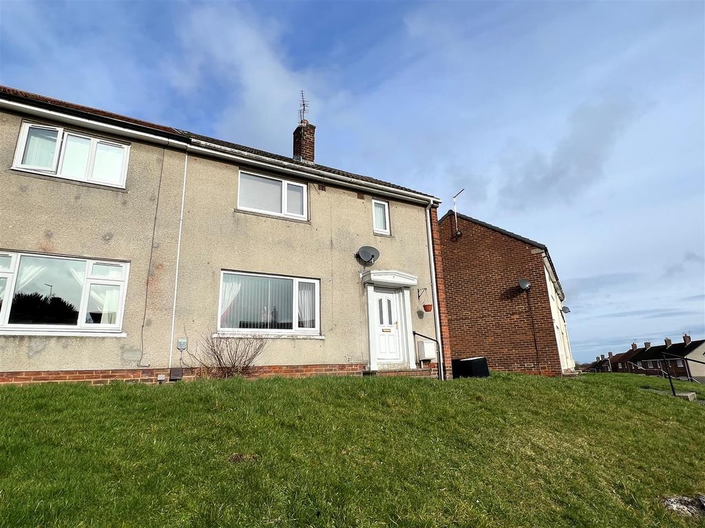 3 bed property for sale in Franklyn Road, Peterlee SR8 Zoopla