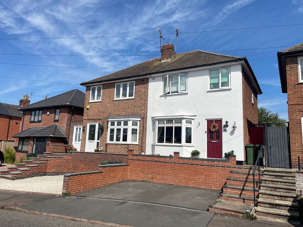 3 bed semidetached house for sale in Regent Street, Narborough