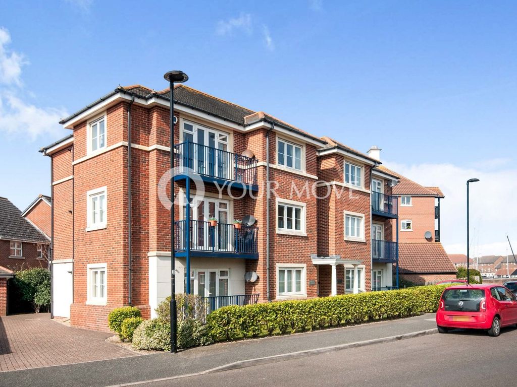 2 bed flat for sale in Santa Cruz Drive, Eastbourne, East Sussex BN23