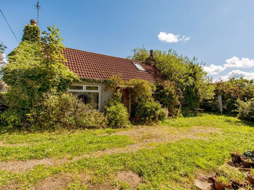 2 bed detached bungalow for sale in St Andrews Road, Largoward KY9, £125,000 Zoopla