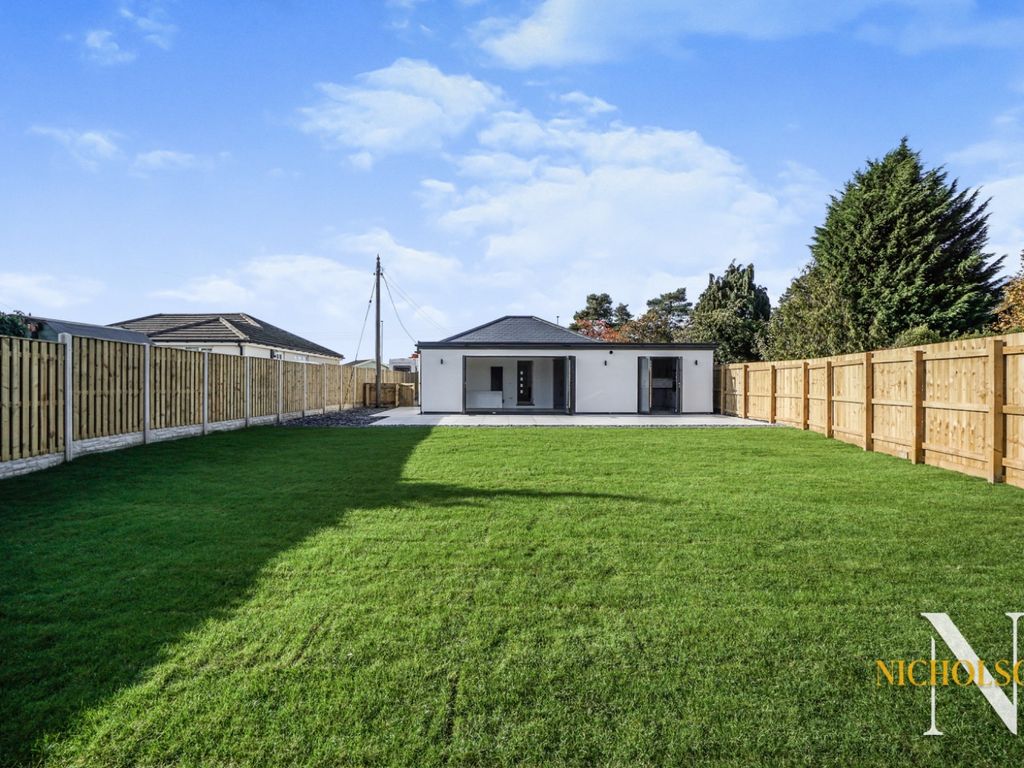4 bed bungalow for sale in Bawtry Road, Blyth, Worksop, Nottinghamshire