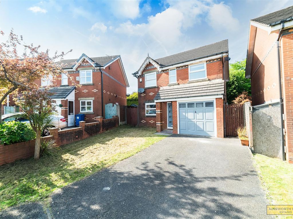 3 bed detached house for sale in Elgar Close, Guide, Blackburn BB2, £