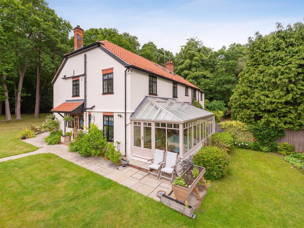 5 bed semidetached house for sale in Bagshot Road, Ascot SL5 Zoopla